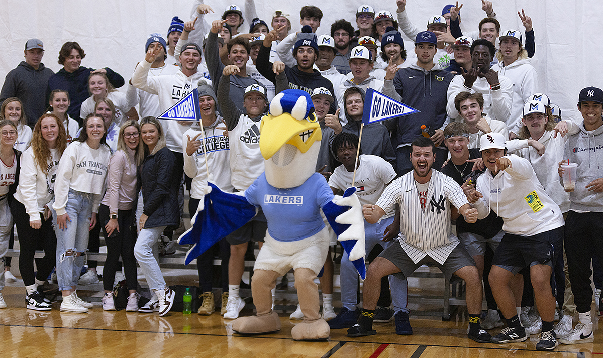 MidMichCollege's tweet photo. Today we celebrate our Laker Athletics Student-Athletes on National Student-Athlete Day! High-five a Laker today if you see one! #LakerNation #MidMichiganCollege #MidMoments #LakersBelong #LakerBasketball #LakerBaseball #LakerSoftball #LakerBowling #MidLakers #LakerLife https://t.co/ubsUY158IQ