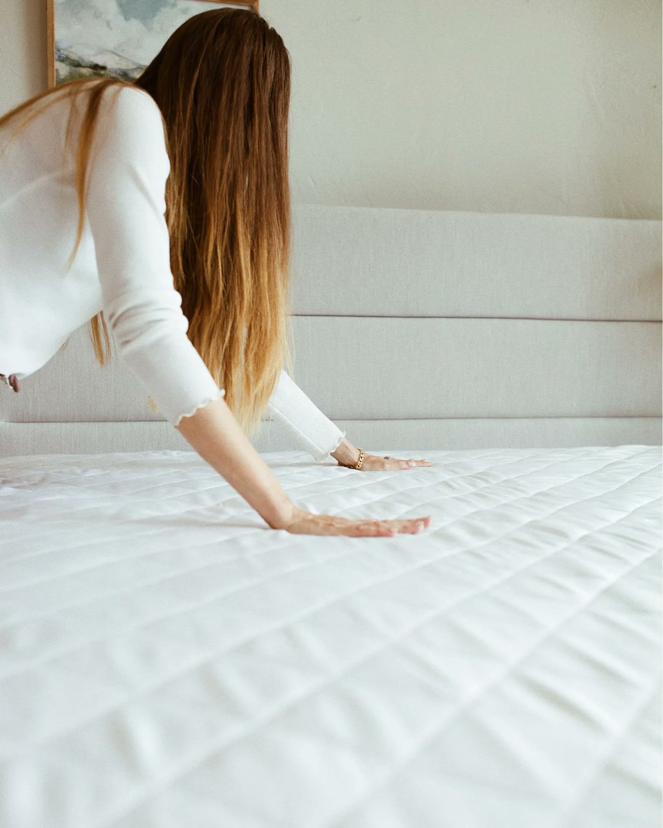 Smooth as butter. 🧈 Feeling the extra luxury with our bamboo mattress pad.✨