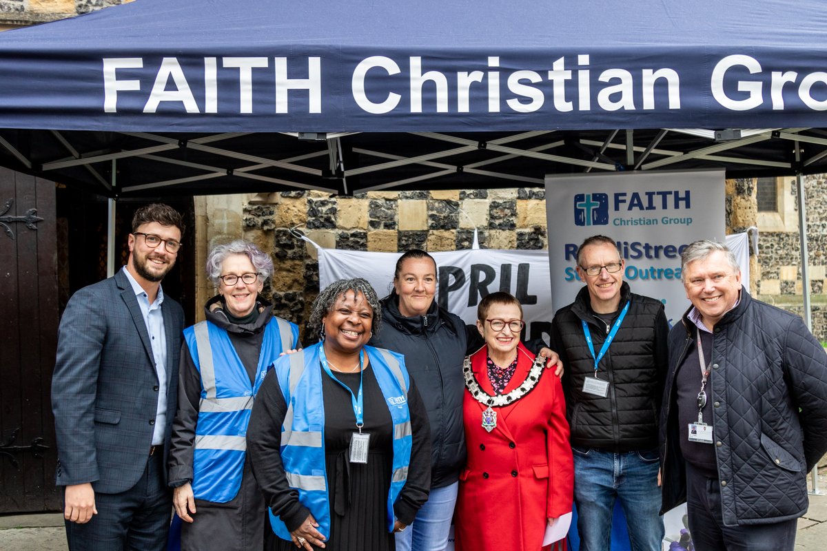 Feeding Communities tweet media