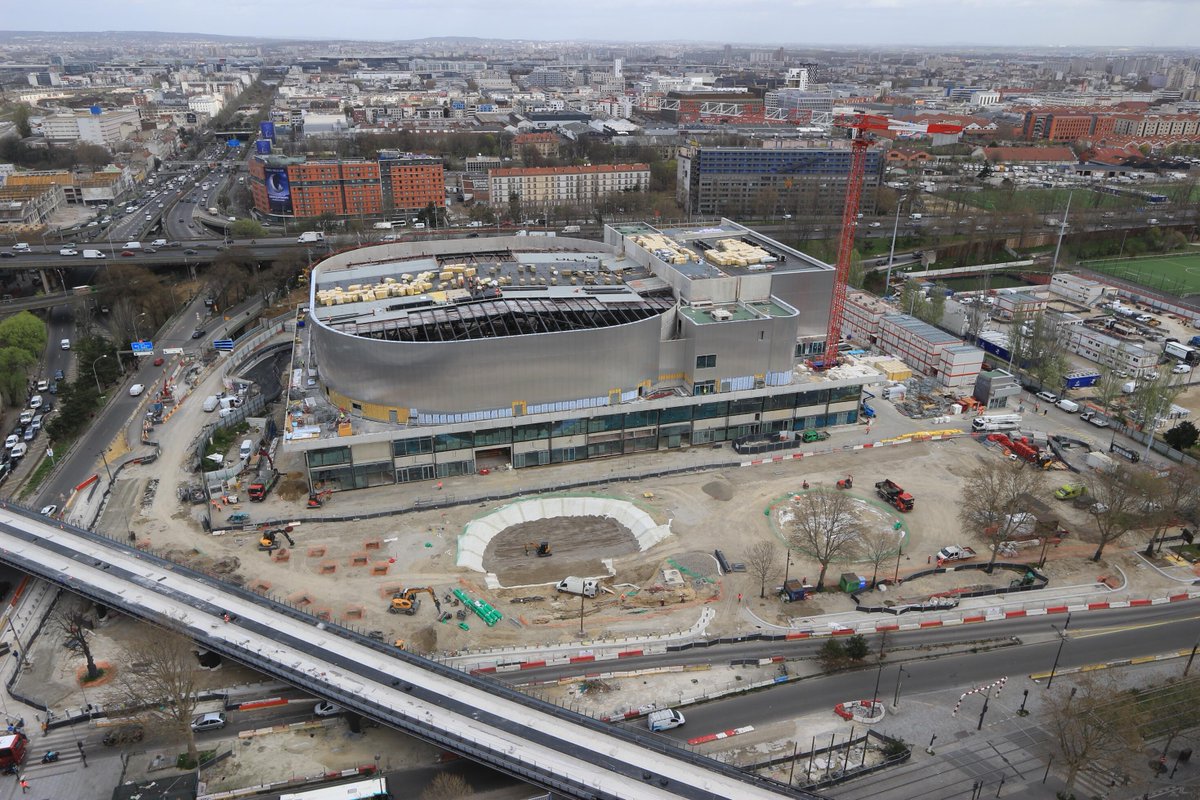 Il y a 1 an le chantier de l’adidas arena commençait à sortir de terre, aujourd’hui il s’accélère avec la pose de la charpente métallique. 

Pour tout savoir sur l'adidas arena rdv sur adidasarena.com

📸  Bouygues Bâtiment Ile-de-France - Ville de Paris

#movesthelines