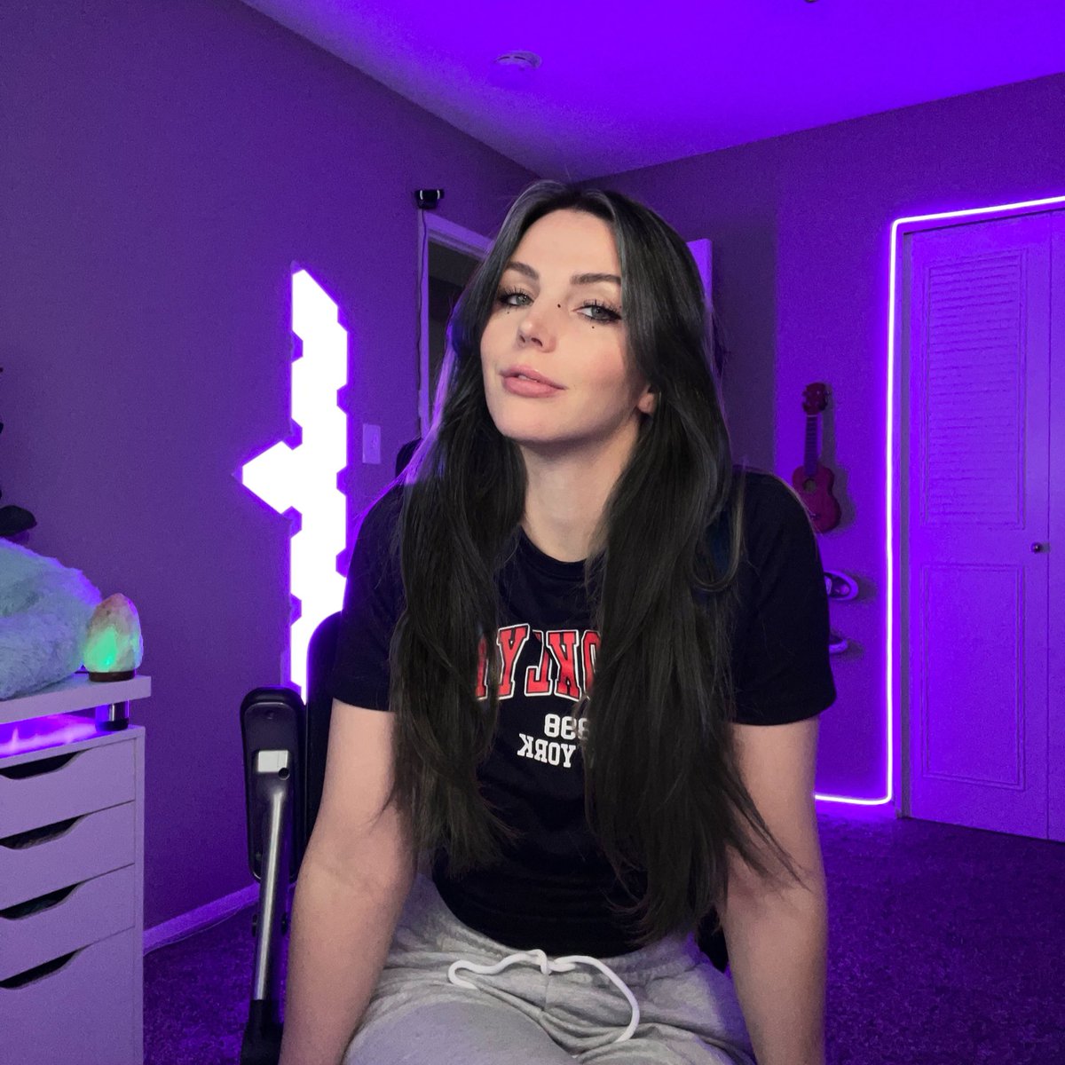 NessPhace On Twitter Ive Been Wanting To Go Dark With Some Blonde In
