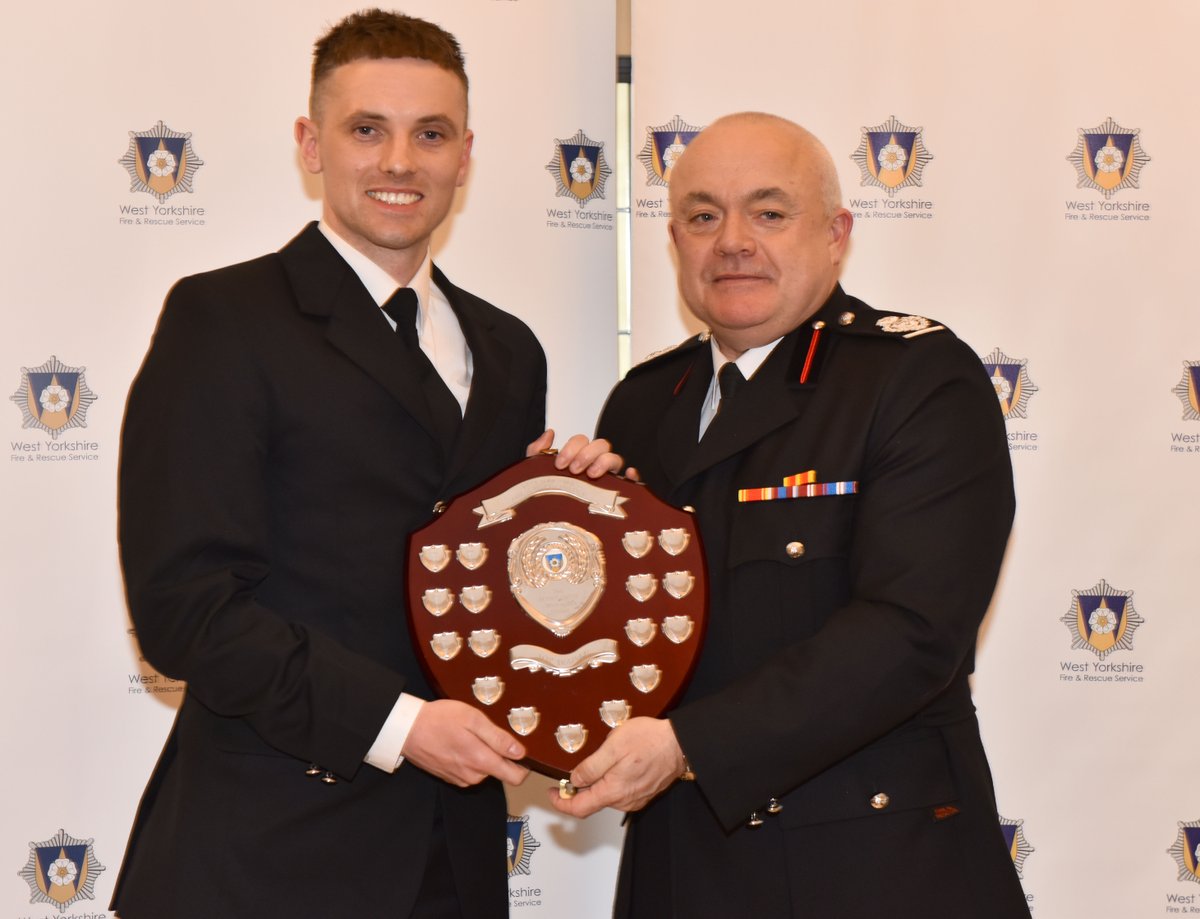 West Yorkshire Fire and Rescue Service tweet media