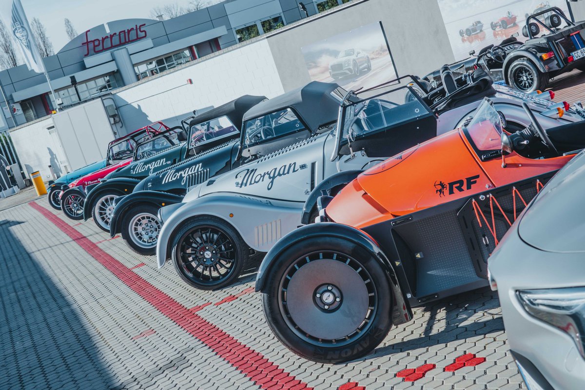 morganmotor's tweet photo. Milan-based Morgan dealership, Romeo Ferraris, has recently opened a new showroom facility to showcase the full Morgan range. Its opening event included the Italian debut of the latest Plus models, which were joined by Super 3 #Morgan #MorganPlus #Super3 #MorganMilan https://t.co/zc6ySMKtUG