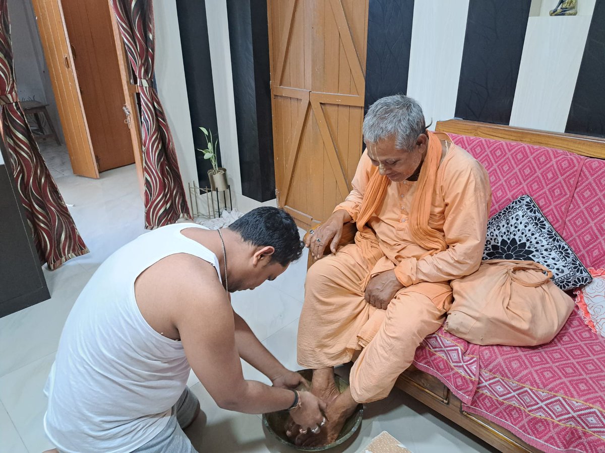 Prangshu Deb tweet media