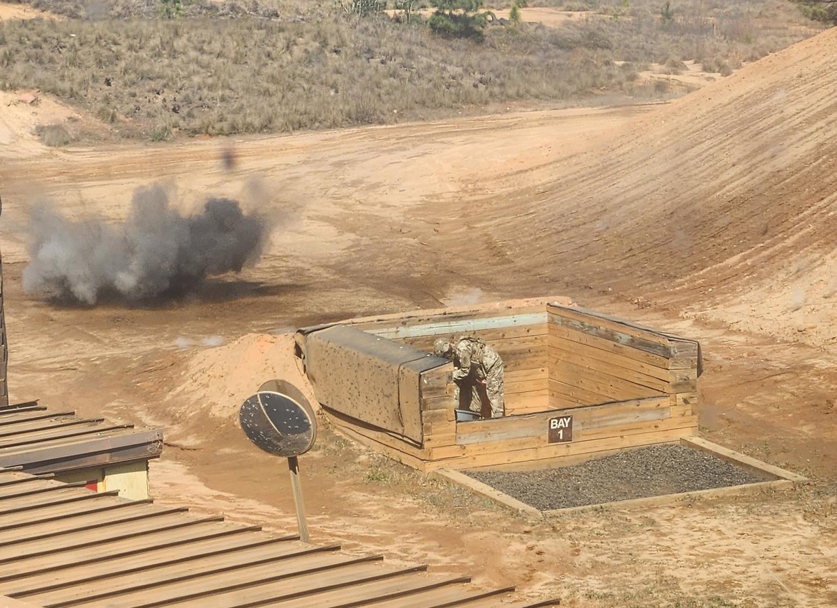 fortjackson's tweet image. Here is a quick look at U.S. Army #BasicCombatTraining from across the different Battalions on #FortJackson!
#MeetYourArmy #KnowYourMil #BeAllYouCanBe #VictoryStartsHere #Army2030 
@fortjacksoncg @USACIMT @TRADOC