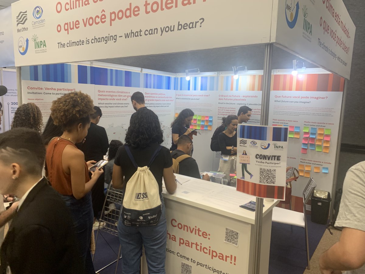 MetOfficeww's tweet photo. This week, #WCSSP colleagues attended the Brazilian Remote Sensing Society annual conference, gathering insight on current &amp; future climate impacts &amp; habitability from attendees! https://t.co/Z77YyMHUep