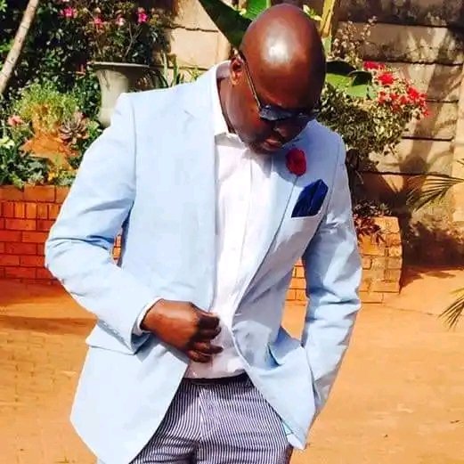 deep_renzo's tweet photo. Sanga misi ri rothe nga hafha Nzhelele Matanda Zone 3 kha Mbekanyamushumo ya #Dziaorowa326pm na @Ticoliphadzi @shandu_vele na Mubveledzi @Rendys123 Musumbuluwo u swika Lavhutanu kha @Phalaphala FM #Azisheeeee #tbt #muvango 🎵🎼🎶🎧🎙️📻🔥🔥🔥💃🏿💃🏿💃🏿🕺🏿🕺🏿🕺🏿 https://t.co/TjgfLcpWGC