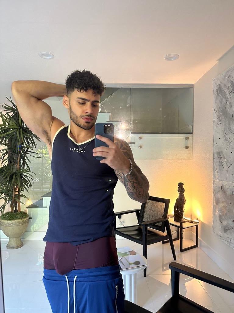ybamer1996's tweet photo. Come let me take you after my gym workout https://t.co/1IqksUJ9bb #fitness https://t.co/AXnyMFnnYo