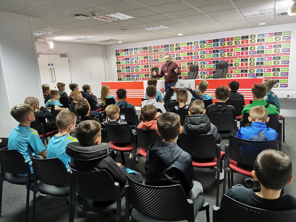 CSFFootballEd's tweet photo. TOUR | The boys had a quick stop at the @afcbournemouth shop, before heading on to @SouthamptonFC https://t.co/QpmOlY20RX