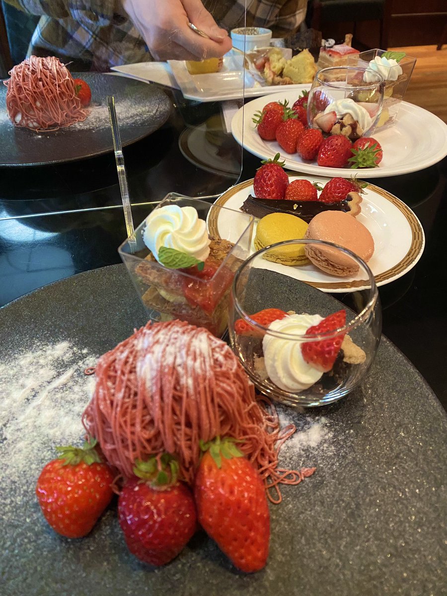 baske41468585's tweet photo. 🍓🍓🍓 https://t.co/Y4zrZVGMNX