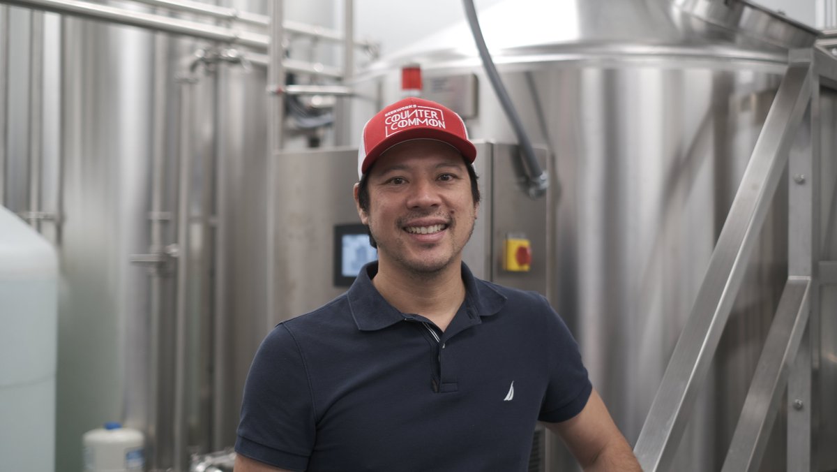 CounterCommon's tweet photo. We are thrilled to introduce co-founder Minh Nguyen as CCBK's new General Manager! Minh brings his warm hospitality and innovative cuisine that made @CafeTHtown one of the best stops in EaDo. Swing by and say hi!

#brewpub #houstoneats #bellairetx #ccbk https://t.co/fPrlxar6g3