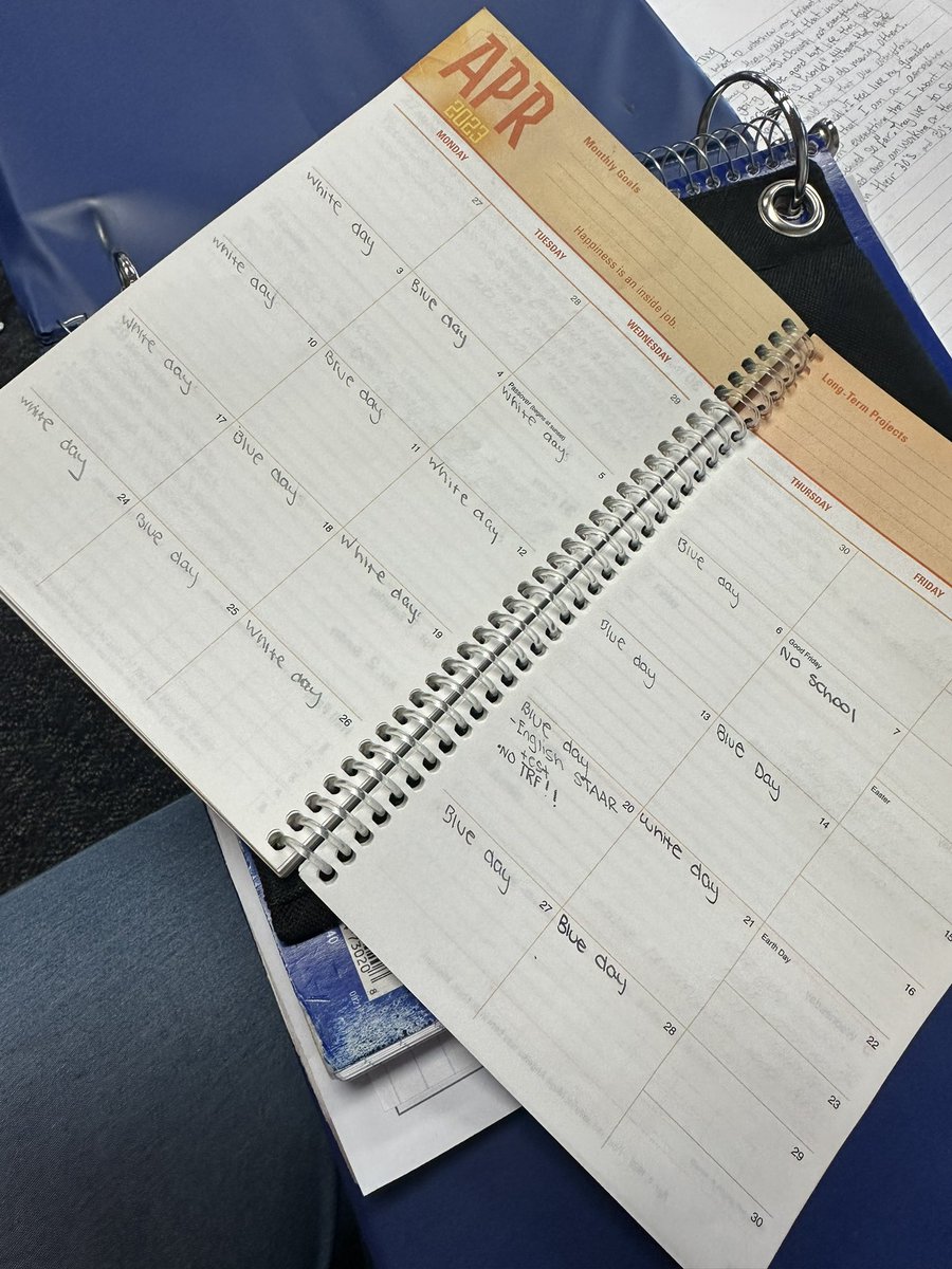 SierraJoseph15's tweet photo. This is how we WICOR!!!! @CEKing9thCampus @AVID4College #organization #binderchecks https://t.co/eG9O9G4Mz8