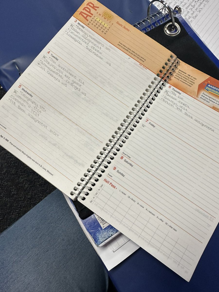 SierraJoseph15's tweet photo. This is how we WICOR!!!! @CEKing9thCampus @AVID4College #organization #binderchecks https://t.co/eG9O9G4Mz8