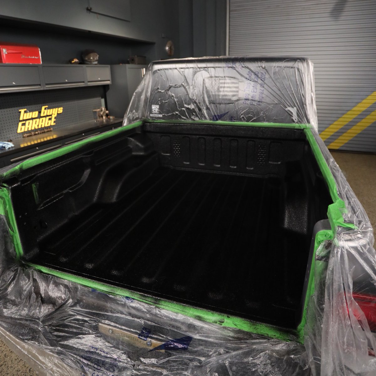 Two Guys Garage tweet media