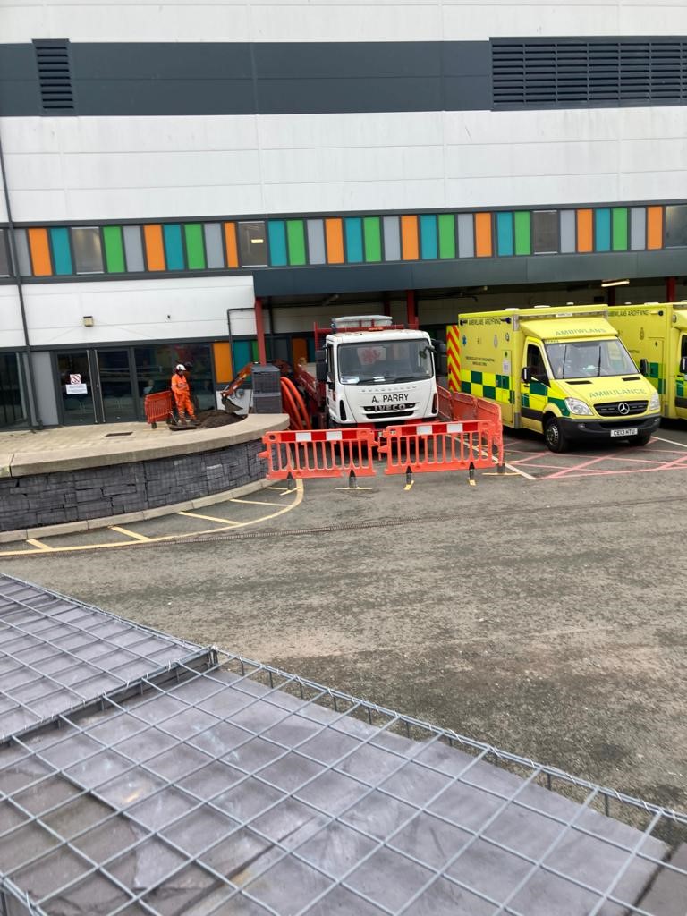ParryLtd's tweet photo. Together with our sister company @MegaElectrics we have been involved in a project at Ysbyty Glan Clwyd to install 110v electric supply points for waiting ambulances.

The civils works have now been completed, ready for the final fix by the electricians.

#teamwork #denbighshire https://t.co/a3XaWuAn24