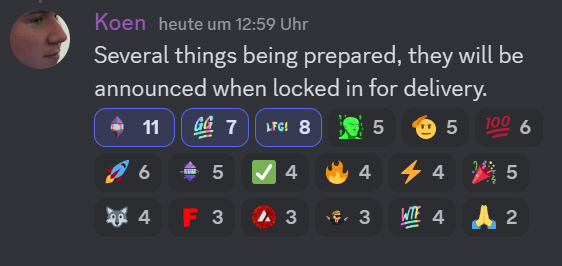 Looks like an early xmas tree this year 🎄👀 Koen must have mixed up the seasons. 🤫⏱️

So be it  😍