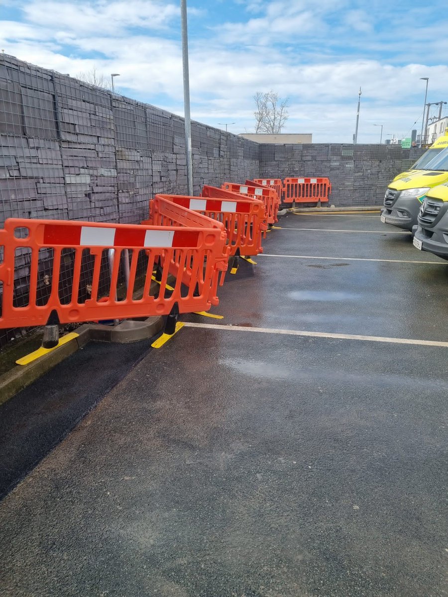 ParryLtd's tweet photo. Together with our sister company @MegaElectrics we have been involved in a project at Ysbyty Glan Clwyd to install 110v electric supply points for waiting ambulances.

The civils works have now been completed, ready for the final fix by the electricians.

#teamwork #denbighshire https://t.co/a3XaWuAn24