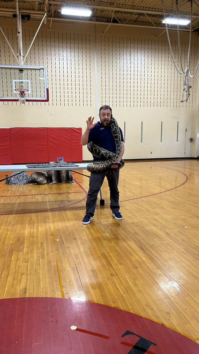 Mrs. Schrum tweet media