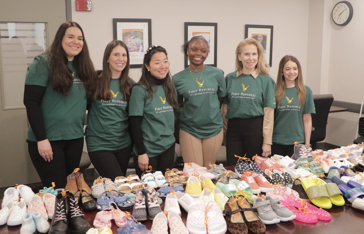 trust4kids's tweet photo. Special thanks to volunteers from @firstrepublic who joined us yesterday to help sort shoes for our upcoming #StepUpforKids event on Tuesday, April 25!
Learn more about Step Up for Kids and #ChildAbusePreventionMonth today at https://t.co/vAVTc6ALq4 https://t.co/TA3mlhnemr