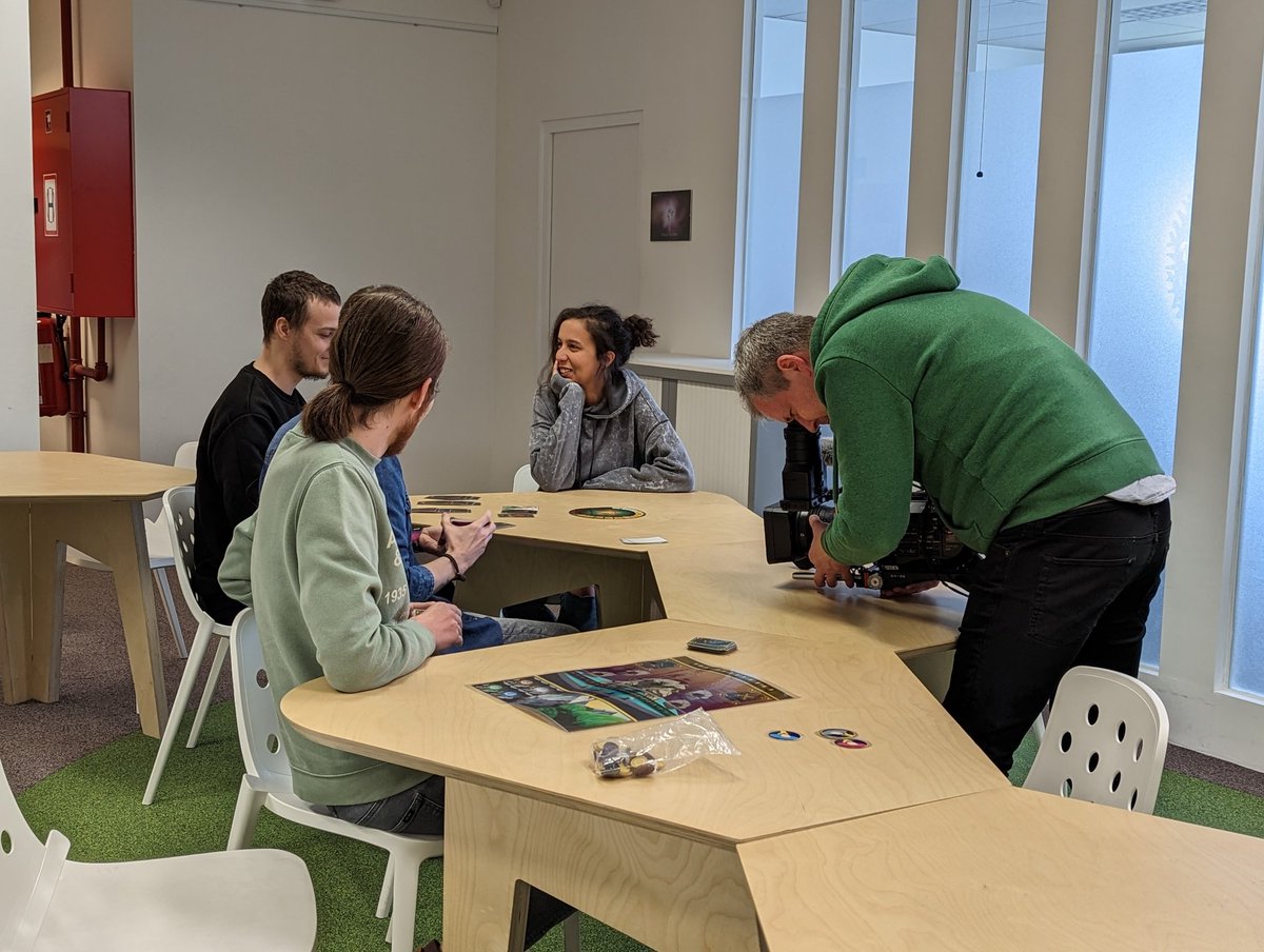 🎥 Ça tourne ! 

<a href="/RTLTVI/">RTL tvi</a> est de passage chez <a href="/Technocite/">Technocité</a> cet aprèm pour faire un focus sur "Le gaming en région wallonne" 🇧🇪🐓