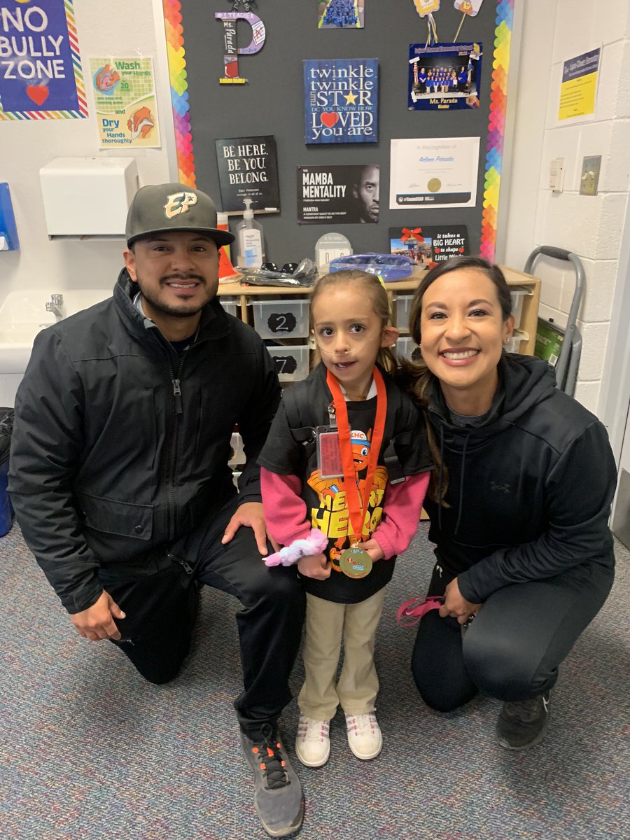 AParada_LCES's tweet photo. Thank you Coaches for recognizing our Kids heart champion Natalia! She was @LChavez_ES  top earner for the challenge! She was thrilled to be recognized on announcements! ❤️ https://t.co/fTP5d9sveO