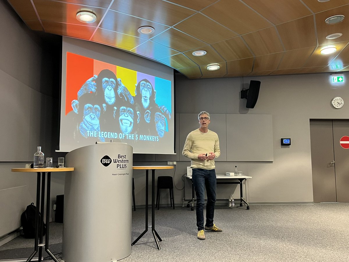 a_w_alberts's tweet photo. Confronterende (op een goede manier) sessie over change management. Thnx @renevo #devnetnoord https://t.co/M6RXFGbzqL
