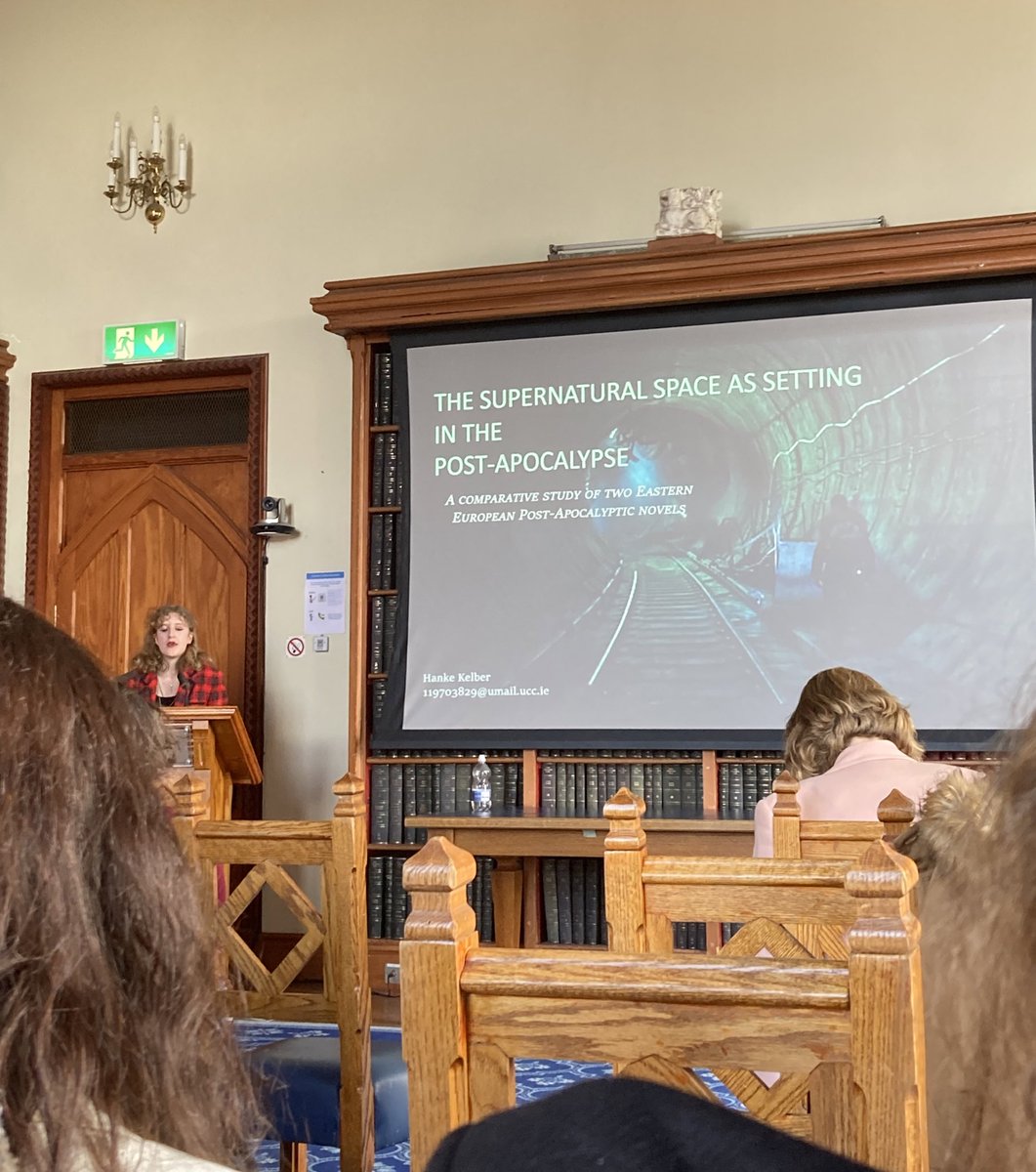 EllenHutch24's tweet photo. Hanke is our final speaker of the day. Last but certainly not least, Hanke’s presentation is looking at post-apocalyptic literature #Textualities23 https://t.co/GQuI2KNOda