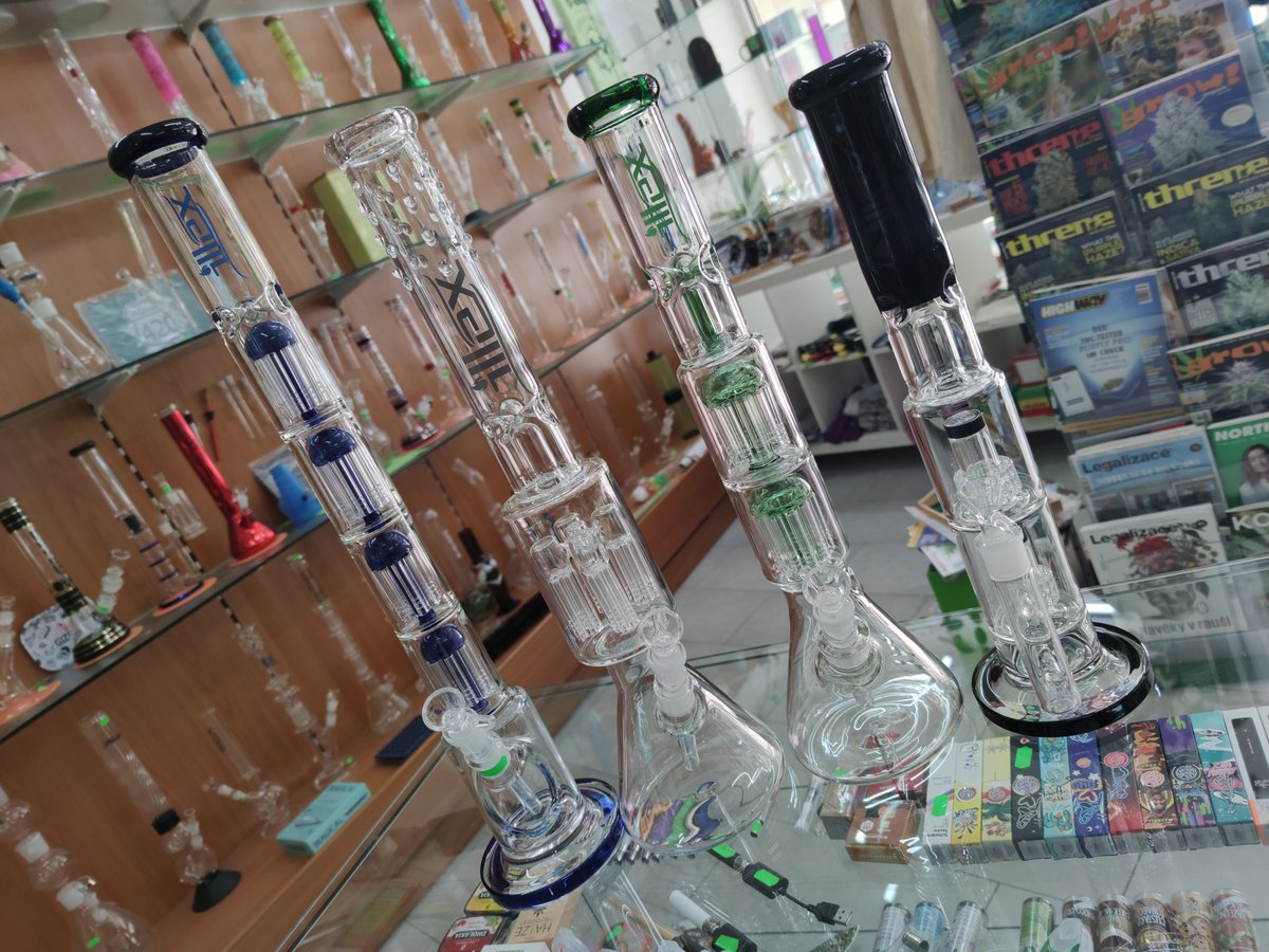 hanfstadel's tweet photo. viele neue #bongs von #shanti am Start. Schaut einfach vorbei, weil zu #Ostern gibt es % oder Geschenke. Euer #hanfstadel aus #augsburg der #cbd #cbg #hhc #grow #hanf #cbn Shop. #Legalisierung2023 #cannabis #Weedmob #weed und und und 🥰 https://t.co/nJQVnp905u