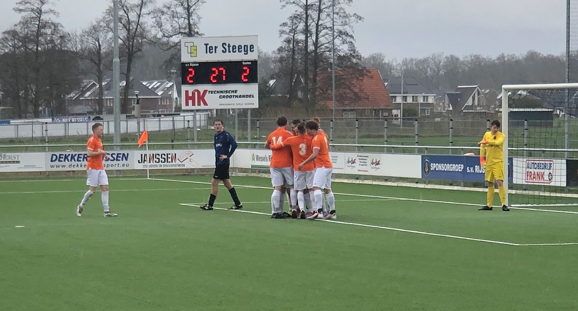 WesterhaarDigi's tweet photo. Voorwaarts wint spektakelstuk bij sv Rijssen - https://t.co/8VOfVUIYS8 #Westerhaar #Twenterand https://t.co/uw3Zk8304l