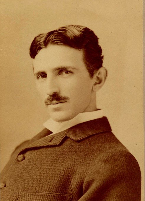 ElectrifyMee's tweet photo. Albert Einstein was once asked, ‘How does it feel to be the smartest man alive?’, he responded, ‘I don’t know, you’ll have to ask #NikolaTesla. https://t.co/ZihoPnT7Bv