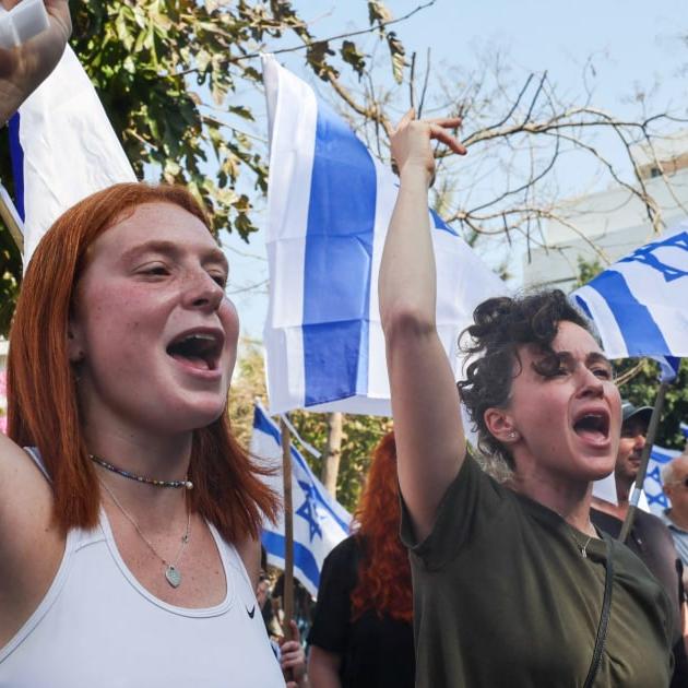 AnielaHoitink's tweet photo. "National day of disruption" takes place in Israel as thousands protest a contentious government plan to overhaul the judicial system.
Israelis step up protests over government’s legal overhaul https://t.co/CL3ZYcGHp6