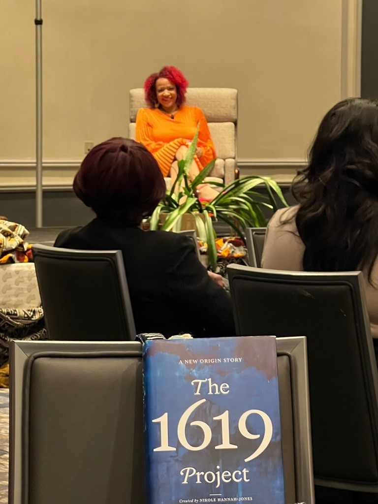 KLoveJoyPeace's tweet photo. @nhannahjones is here with us in Chicago for the NABSW 55th Annual National Conference.
Thank you Sister Hannah Jones for your time and wisdom. @abswmetrodc https://t.co/R3ULKBGrf3