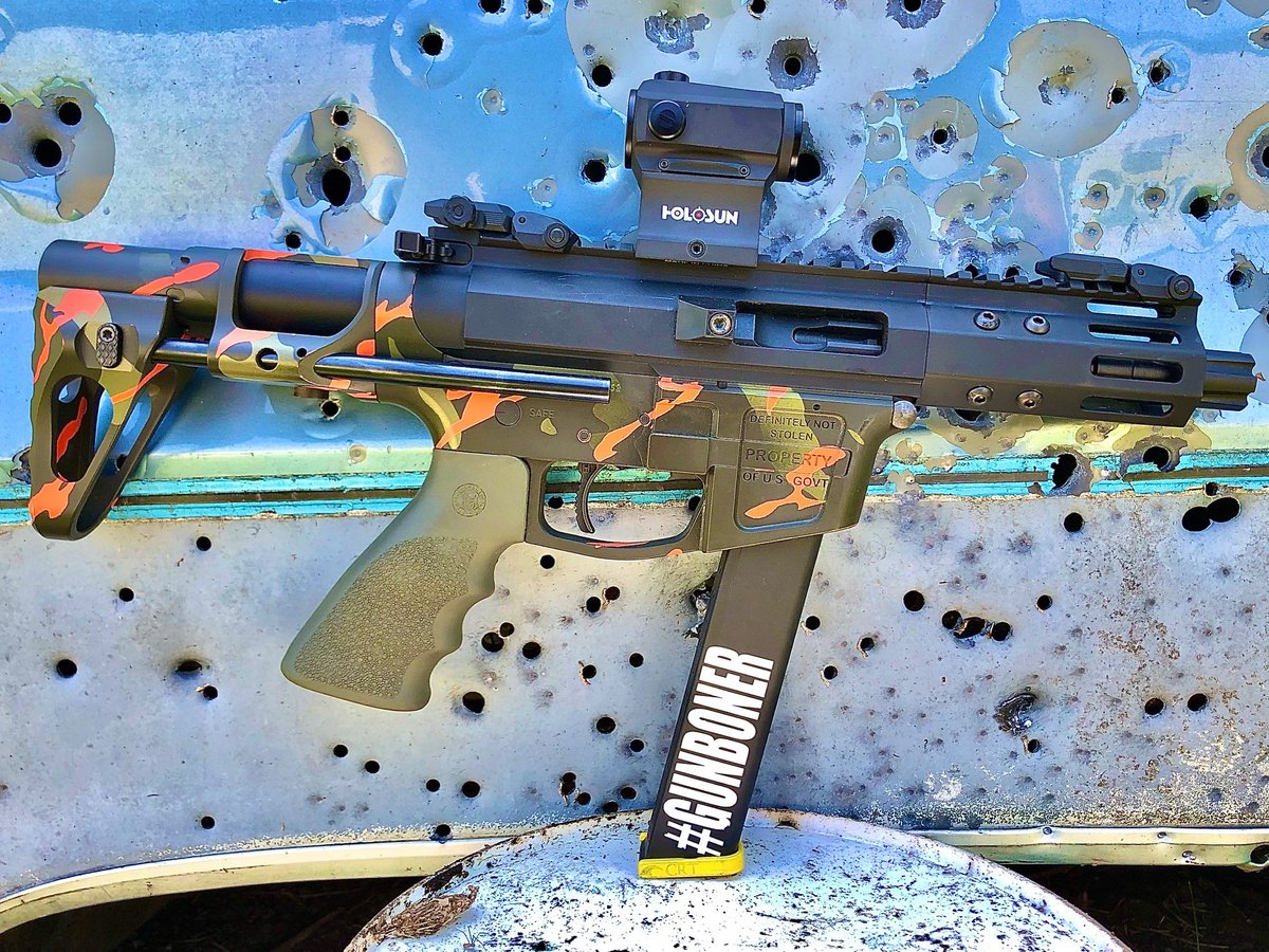 mvbindustries's tweet photo. TBT! Badass shorty rocking the MVB ARC-X v2 PDW Stock! 🌶💪🏻🇺🇸💪🏻🌶 https://t.co/1mVEI8ssTY https://t.co/xOBMRC52nZ