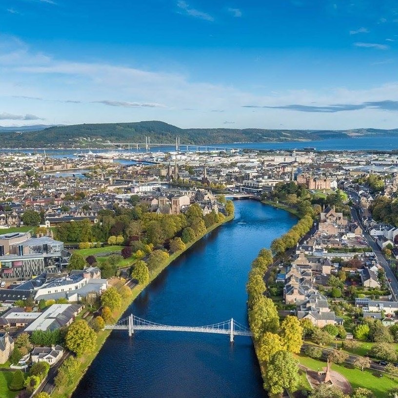 _NessWalk's tweet photo. We are committed to helping guests tread lighter when making their travel plans this year. ☀ The Highlands are truly beautiful and we place great emphasis on ensuring your experience leaves a lasting impact on you, and not the planet.🌱 https://t.co/vziLCZ6swE
#TreadingLightly https://t.co/33Qg89cTGX