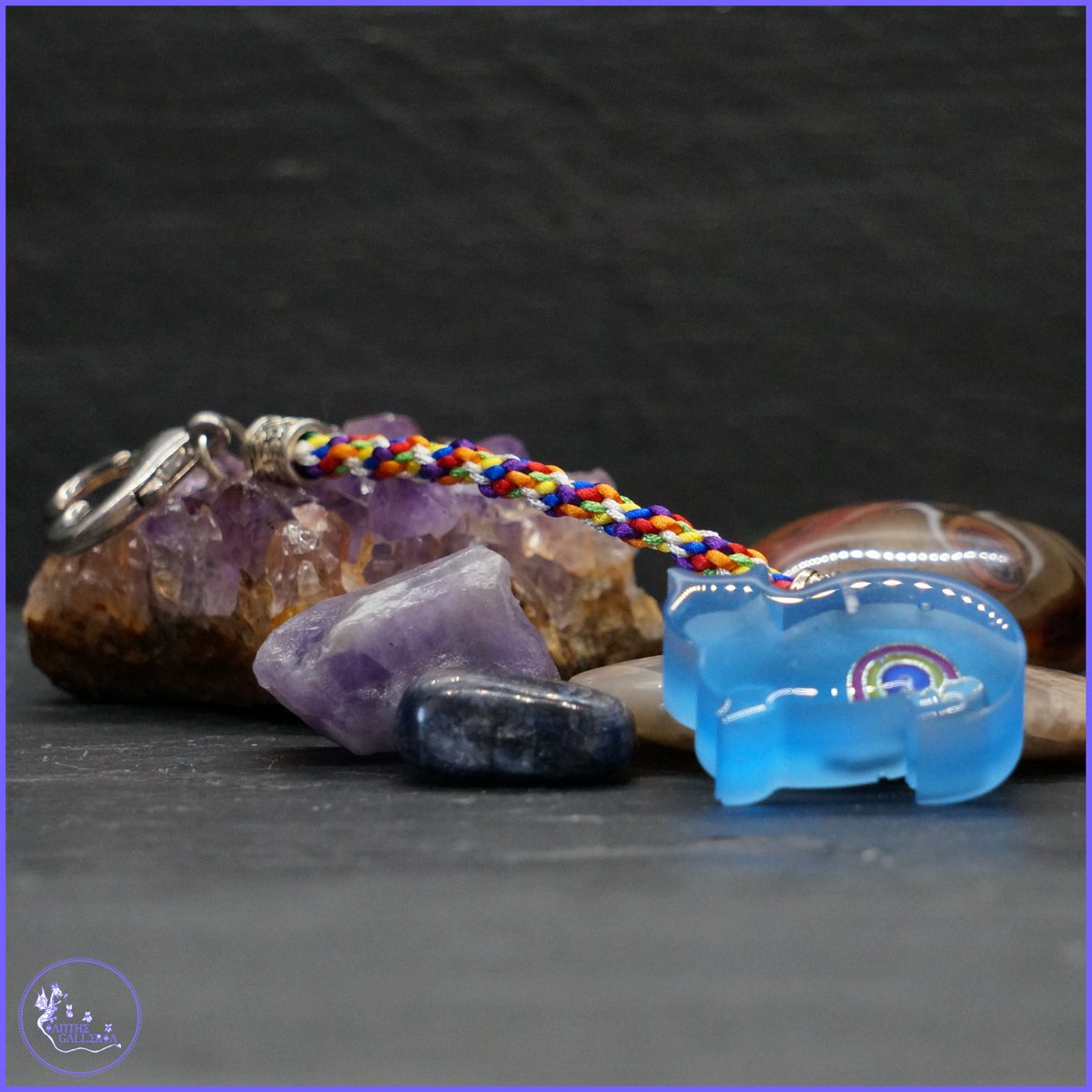 IantheGalleria's tweet image. R - Rainbow
We have a number of Rainbow inspired Keyrings.
ianthegalleria.co.uk/.../cat_167794…...
#AMZart #NationalPetMonth #AprilAlphabetChallenge #AlphabetChallenge #handmade #giftideas #earlybiz