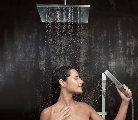 Faucetlist's tweet photo. A rain shower head system in your primary bathroom brings a luxury spa feeling into your home. We will teach you everything you need to know on how to build your own rain shower system and show you some gorgeous sample installations along the way! https://t.co/H1meULXGTY https://t.co/wPSfepjP5M