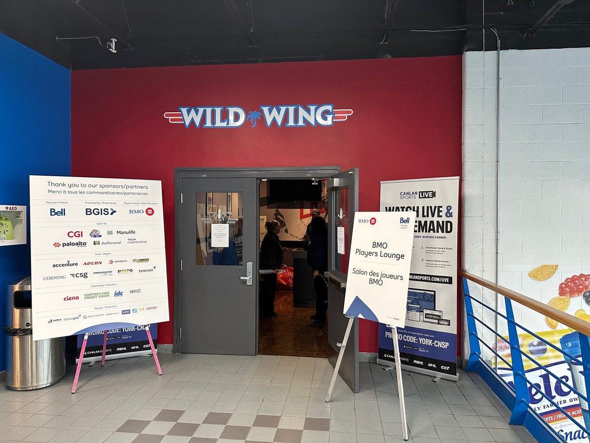 suncocomm's tweet photo. We had a blast sponsoring @Bell's Hockey Classic Tournament last weekend! 

Our president @SchoenbergrSean was there to show his support and had a little #fanboy moment when he ran into one of Canada's former professional players, @wendelclark17 🙌 https://t.co/xu0ygYNTBr