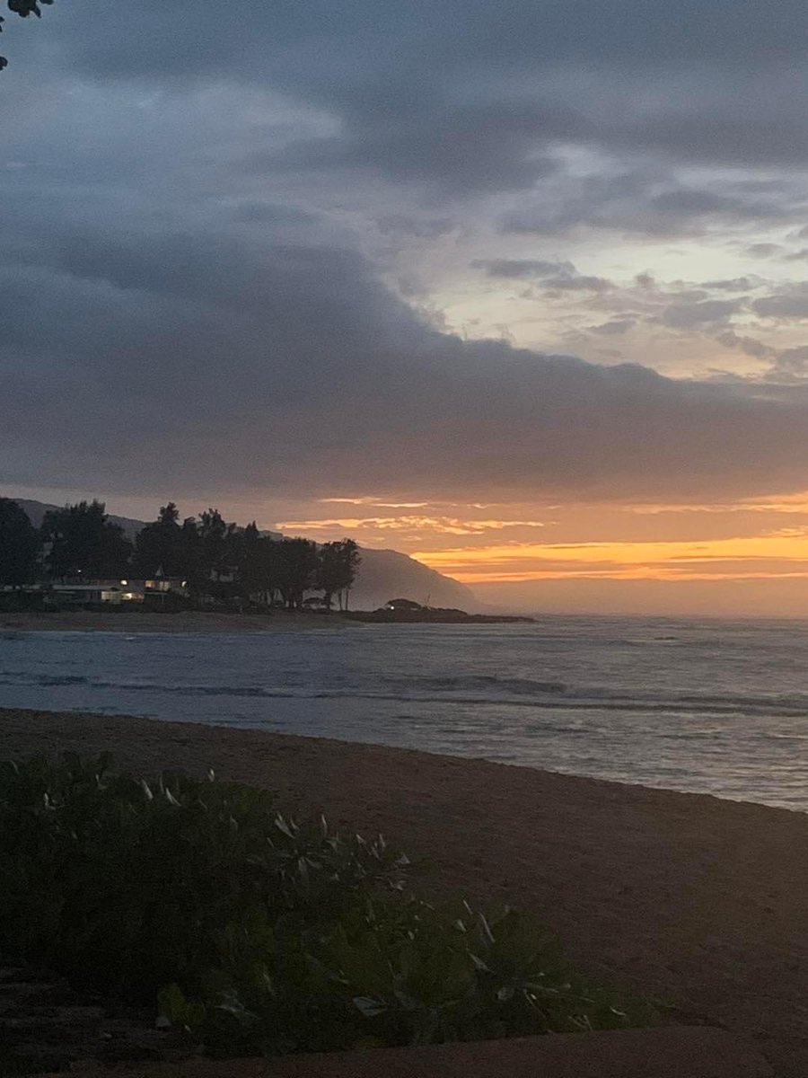 StephanieFast's tweet photo. How cold and empty this world would be without my Jesus. For me there would no joy. You are my light and my salvation. I put my trust in you. 2/2 https://t.co/mZkq5Am4zI
