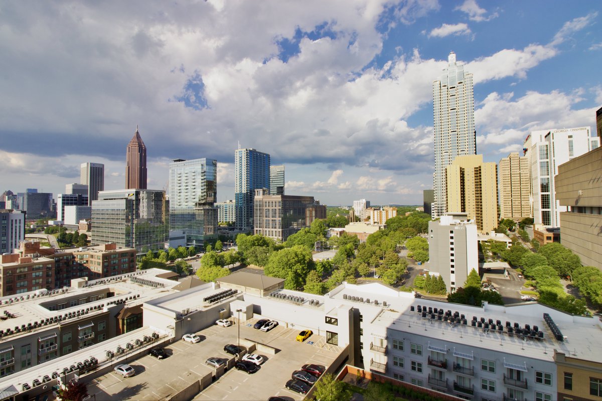 calebgphoto's tweet photo. Cool skylines: https://t.co/8kJYomDrgp