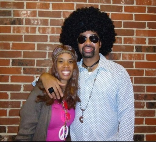 DiamondLuvE7322's tweet photo. #ThrowbackThursday My brother Stephen and I at a 70's Party sponsored by the YMCA. We had a lot of fun. Miss my brother everyday. #RIPClyde π https://t.co/CFppLj0Ea0