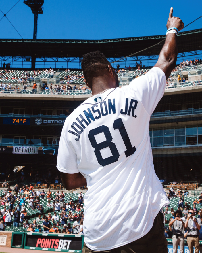 PrimitivPerform's tweet photo. Detroit! Catch us outside of @ComericaPark today for @Tigers #OpeningDay and take home some #PrimitivPerformance product, see you soon 👊 https://t.co/IKTFEjoE7p
