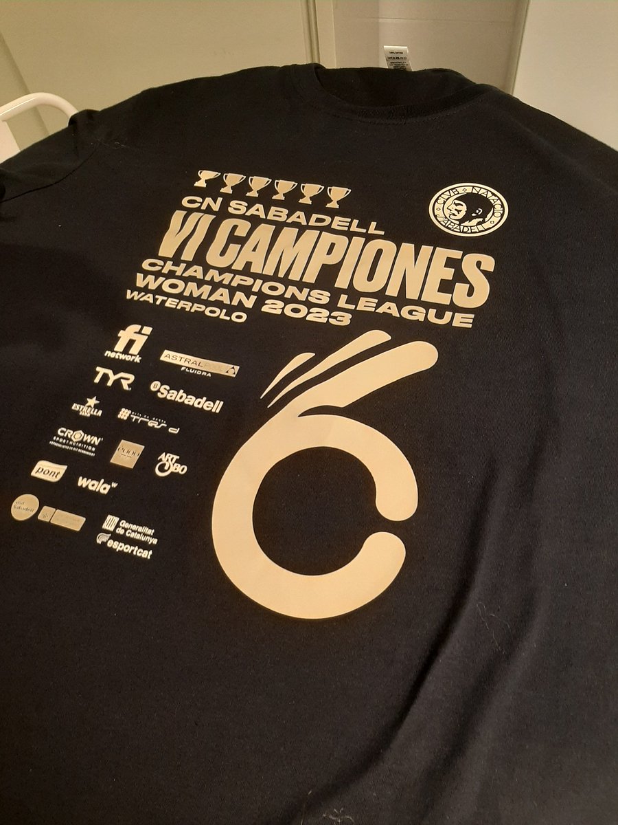 totgira's tweet photo. 💰 SORTEIG!

Amb quina paraula definiries el @CN_Sabadell femení de waterpolo?

Acaben de guanyar la seva sisena Champions i nosaltres sortegem aquesta samarreta commemorativa

▶️ https://t.co/laGQ3WFgaD https://t.co/2JzSsYMfTC