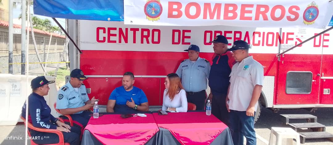 BomberosMiranda's tweet photo. #Enterate #Autoridades mirandinas evaluan el despliegue del #Operativo #SemanaSanta2023 ésta actividad está presidida por el #Secretario de #Seguridad #Ciudada @LeninSosa11
@CeballosIchaso1 @HectoRodriguez https://t.co/i7orgJSRum