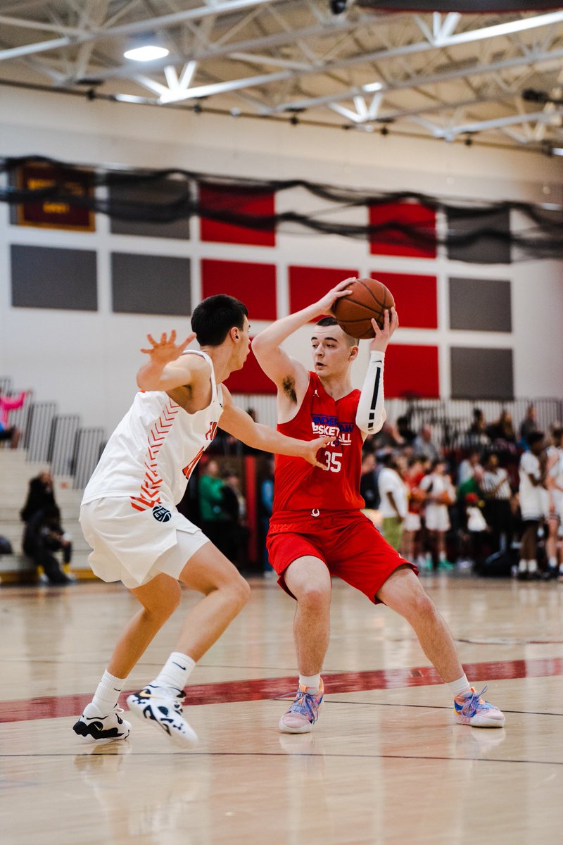 BBall_Movement's tweet photo. Excited for 6’5”Hogan Smith he will be re-classifying into the class of 2025. He will be taking a year of prep school after high school.  He lost 3 years due to 2 separate major leg injuries that he is now 100% recovered from, and is back onto the development track. @YandersLaw https://t.co/L7fWM6c5zY