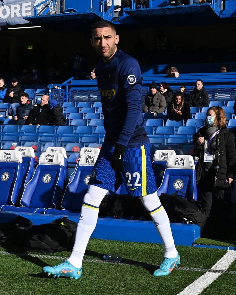 Hziyech_93's tweet photo. 🤲🥹 أتمنى أن تتخذ القرار الأفضل. ونتمنى لك أفضل نادي يمكنه أن يقدرك 

We support you
“Hakimziyech”❤️
__
#FreeZiyech #justiceforziyech #weloveziyech #wizardziyech #ziyech #hz22 #morocco🇲🇦 #cfc #ziyechfans https://t.co/BeB5GpA7zl