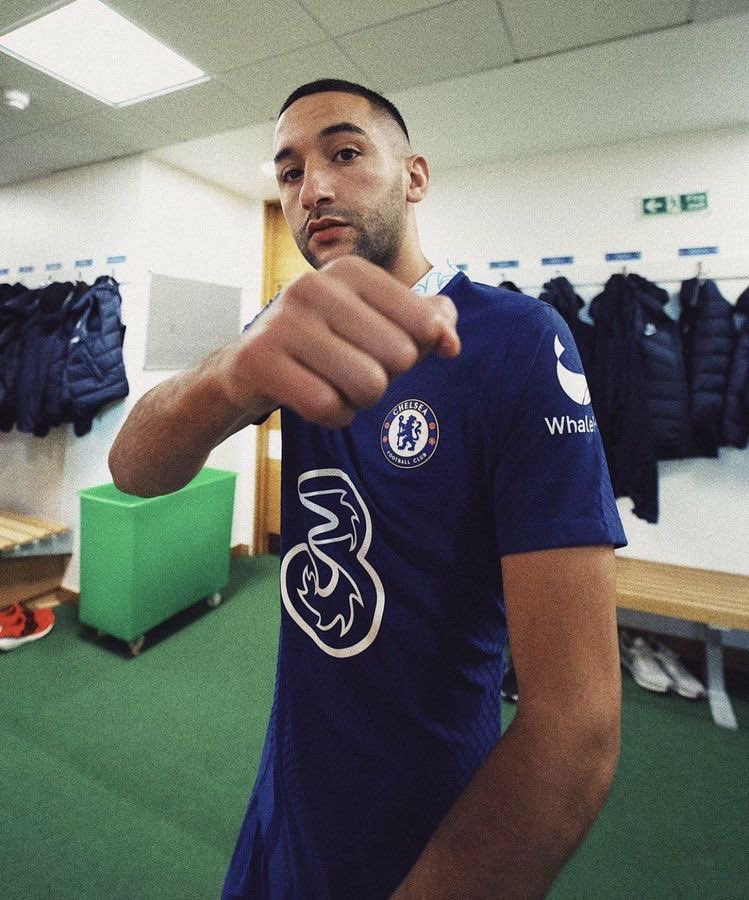 Hziyech_93's tweet photo. 🤲🥹 أتمنى أن تتخذ القرار الأفضل. ونتمنى لك أفضل نادي يمكنه أن يقدرك 

We support you
“Hakimziyech”❤️
__
#FreeZiyech #justiceforziyech #weloveziyech #wizardziyech #ziyech #hz22 #morocco🇲🇦 #cfc #ziyechfans https://t.co/BeB5GpA7zl