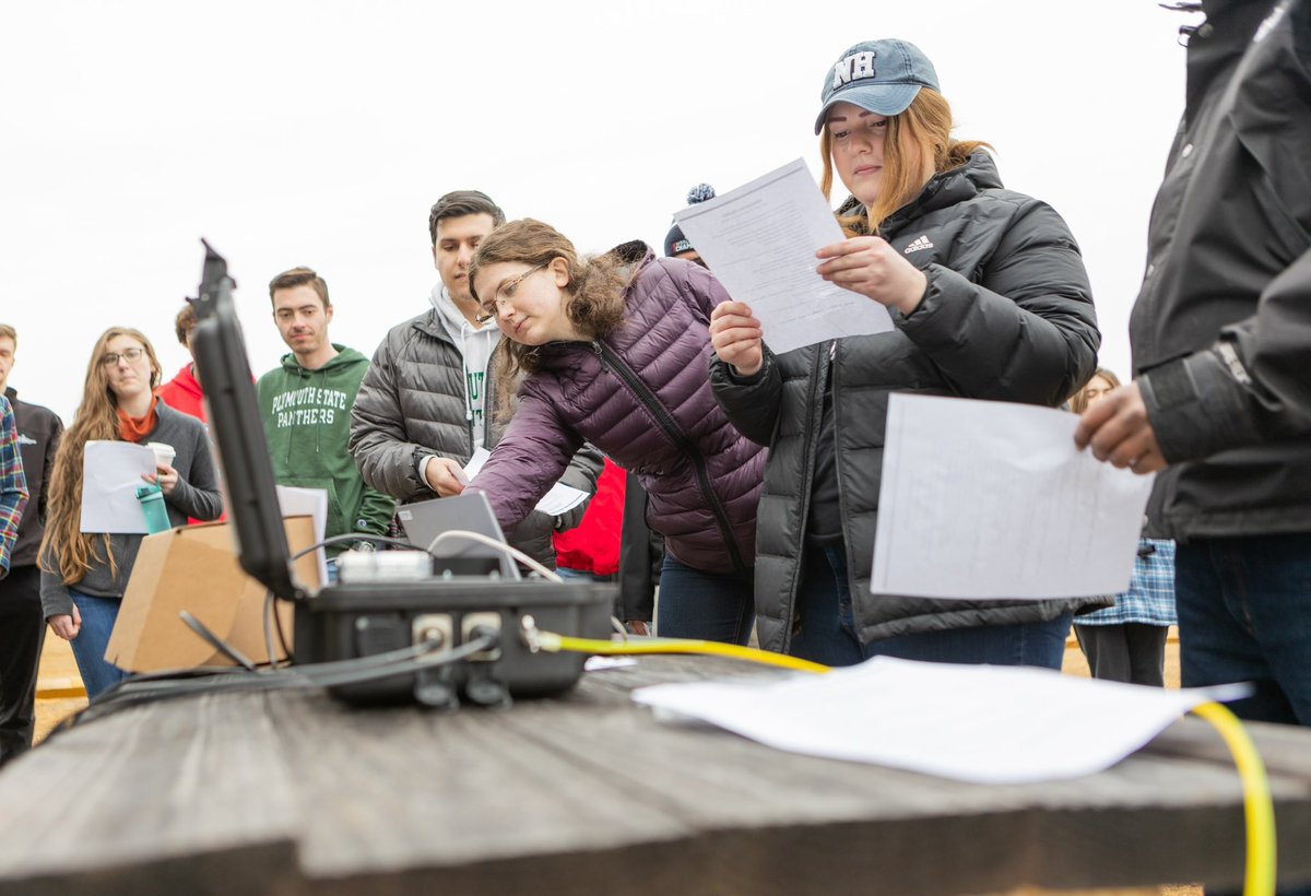 Exciting news from our Exploring Solar Eclipses course! Students from multiple disciplines launched weather balloons as training for the October solar eclipse when the class will view and research the phenomenon in New Mexico. 🌡️🌞🌑

#STEMeducation #PlymouthState #WeatherBalloon