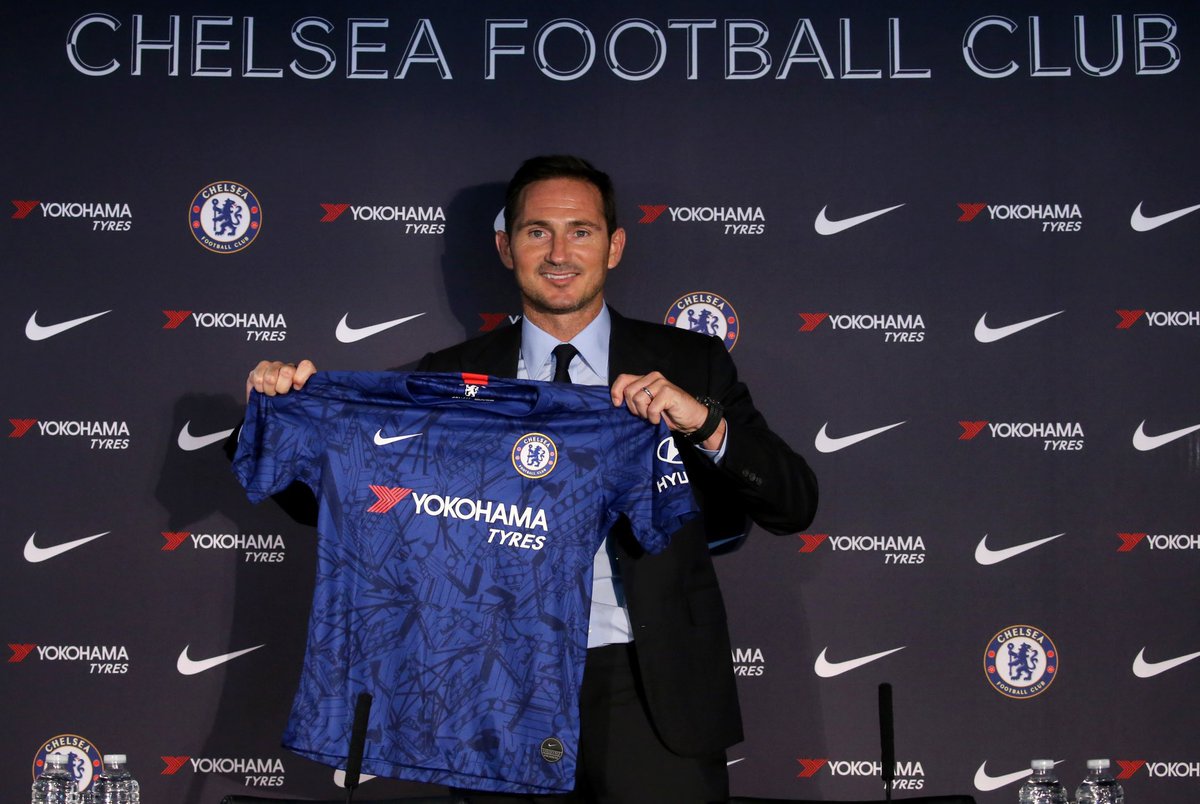 MundoDeFichaje2's tweet photo. OFICIAL: ¡Frank #Lampard es nuevo Director Técnico del #Chelsea hasta final de temporada! https://t.co/9xmuhdJsMy