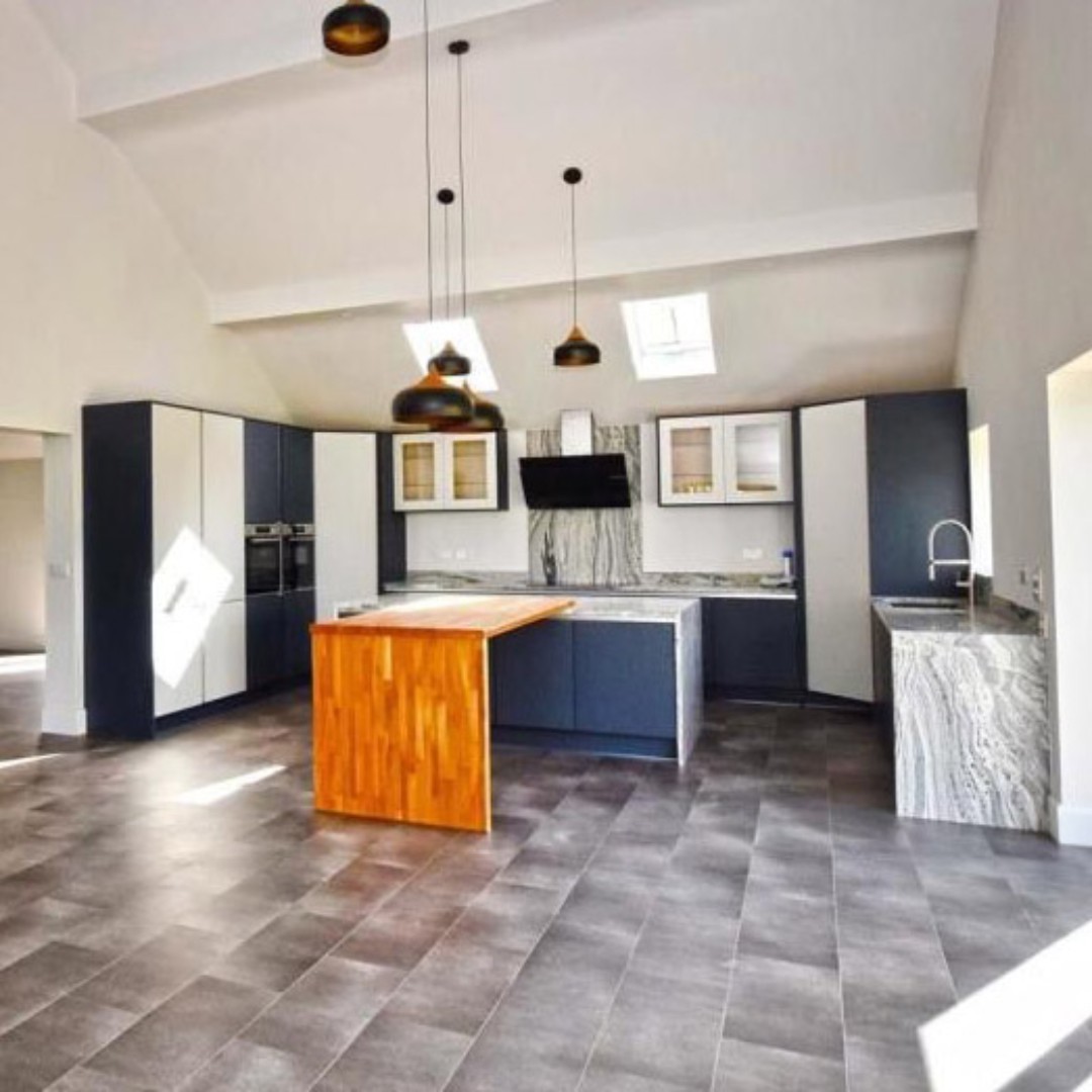 AvantiKB's tweet photo. Look at this beautiful open-plan barn conversion recently designed & installed by Avanti
FREE design appointment: https://t.co/FkkcYNo58g
SALE NOW ON
*Buy now - PAY NEXT YEAR
#kitchen #home
#designerkitchen
#modernkitchen
#fittedkitchen
*Conditions: https://t.co/xiPUXhiip3 https://t.co/F0nmqt0zZt
