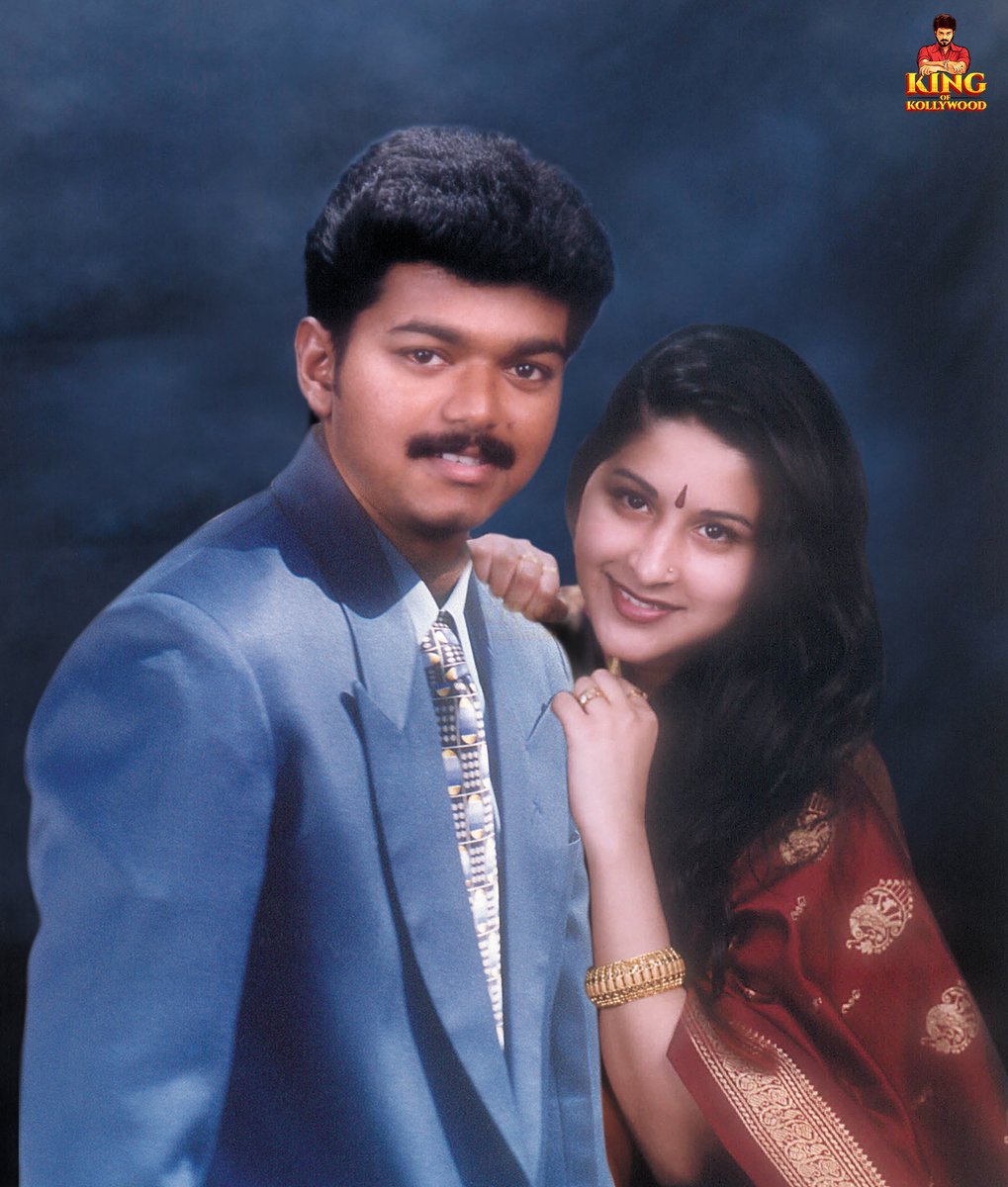 Anna & Anni 2.4MB (1699 × 2000) Drive: bit.ly/40NjaMH @actorvijay | @Jagadishbliss | @kingofkwood #Leo | #Varisu